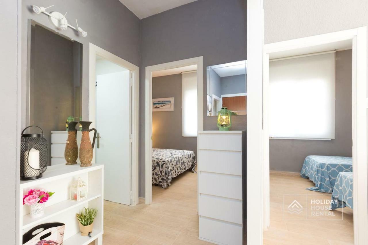S12 - Beach Front Apartment --Free Wifi- サロウ エクステリア 写真