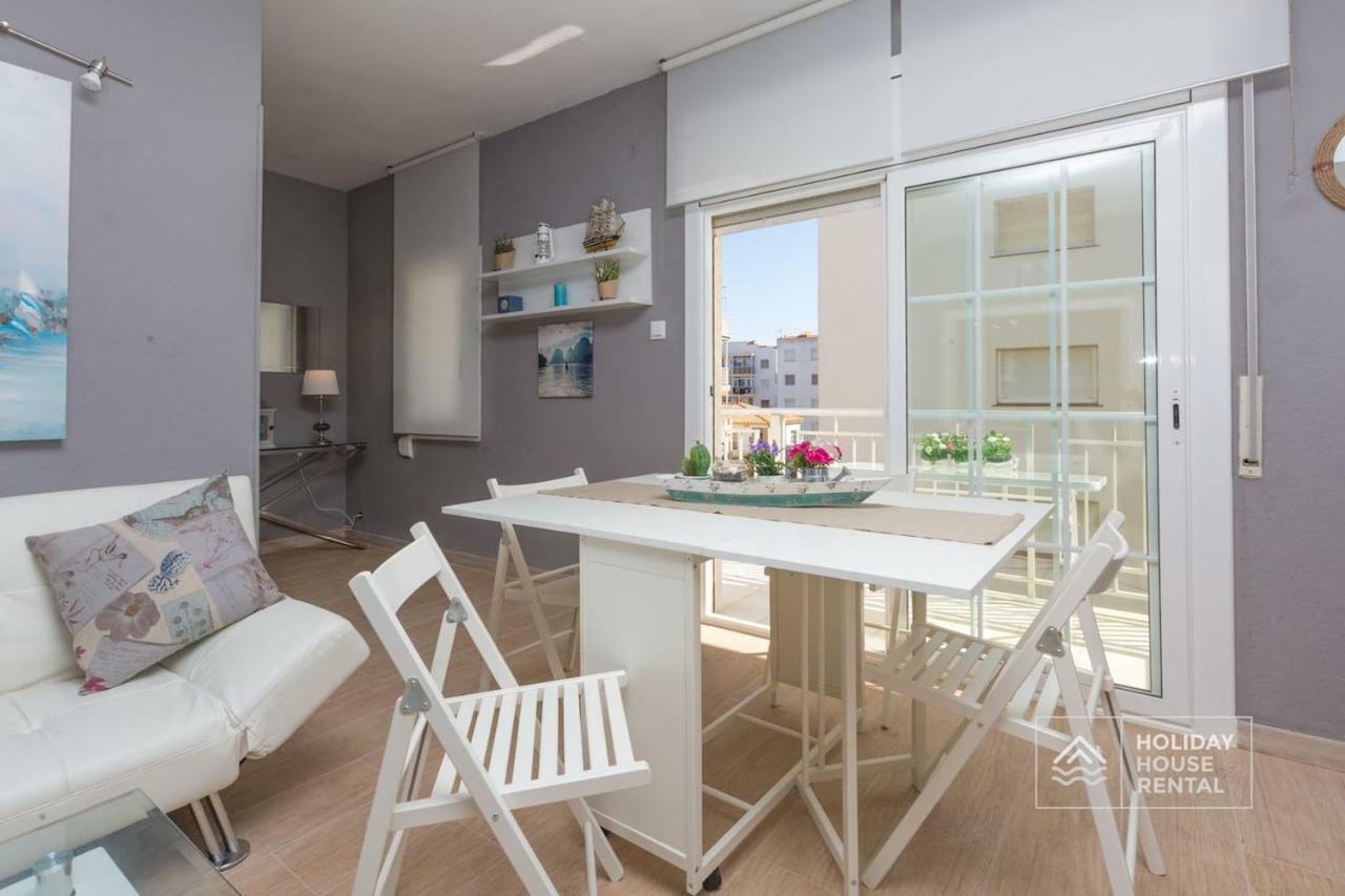 S12 - Beach Front Apartment --Free Wifi- サロウ エクステリア 写真