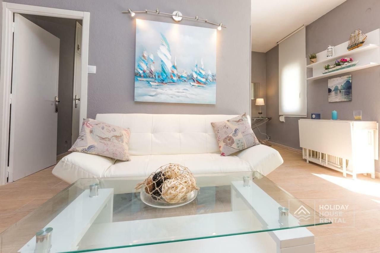 S12 - Beach Front Apartment --Free Wifi- サロウ エクステリア 写真